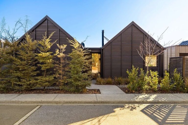 Photo of property in 2 Kotuku Lane, Hobsonville, Auckland, 0616