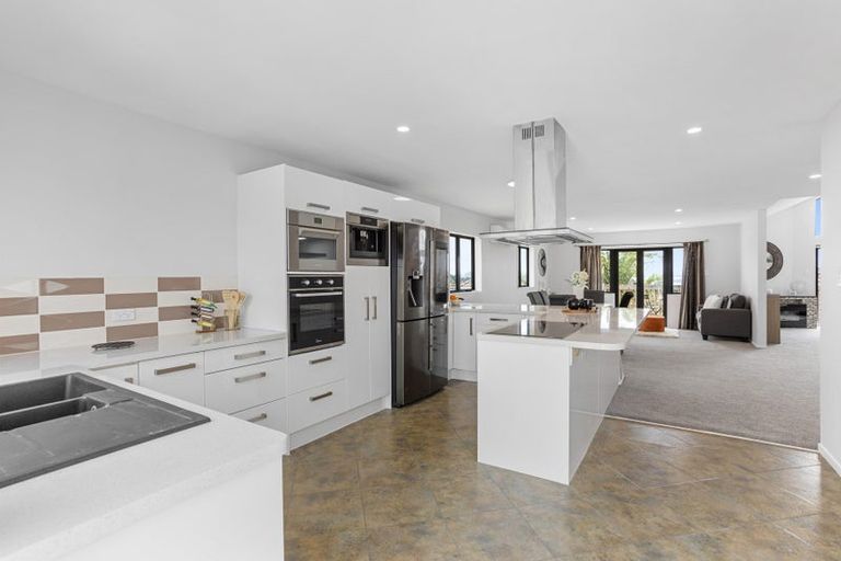 Photo of property in 105 Alec Craig Way, Gulf Harbour, Whangaparaoa, 0930
