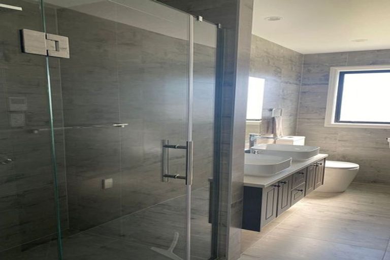 Photo of property in 13 Turret Lane, Hobsonville, Auckland, 0616