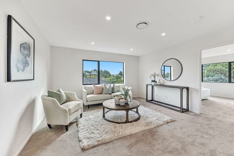 Photo of property in 11 Alexandra Street, Riverhead, 0820