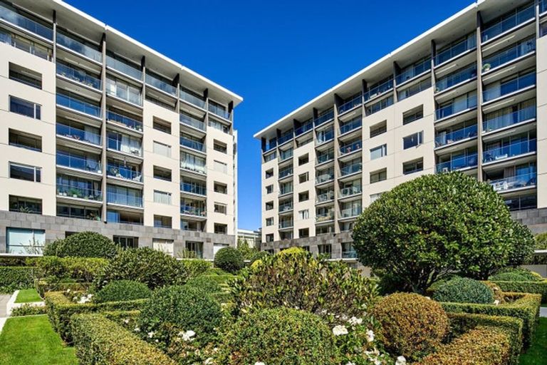 Photo of property in Sanctum Apartments, 32/10a Ebor Street, Te Aro, Wellington, 6011