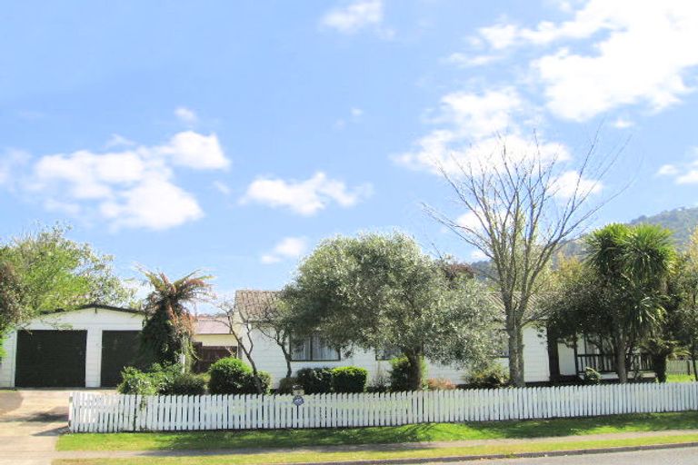 Photo of property in 1 Goldie Street, Pukehangi, Rotorua, 3015