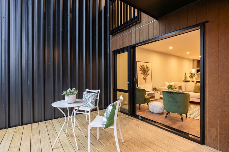 Photo of property in 120 Te Oneroa Way, Long Bay, Auckland, 0630