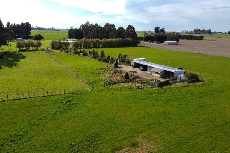 Photo of property in 192 Waihao Back Road, Waimate, 7979