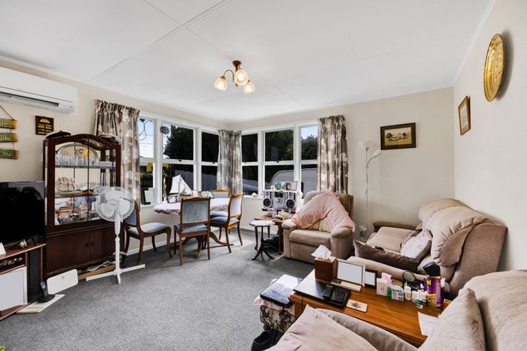 Photo of property in 55 Fairfield Road, Hawera, 4610