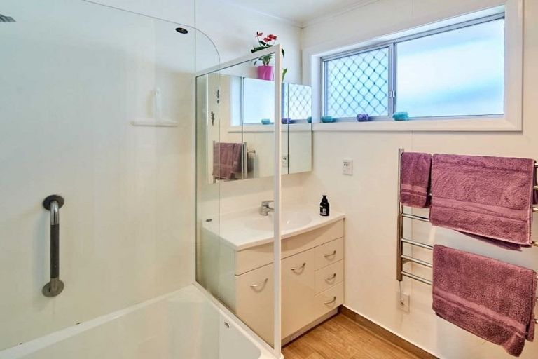 Photo of property in 1/24 Merton Street, Trentham, Upper Hutt, 5018