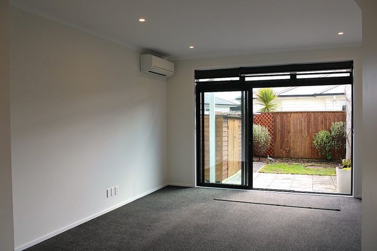 Photo of property in 16 Kauamo Close, Waiwhetu, Lower Hutt, 5010