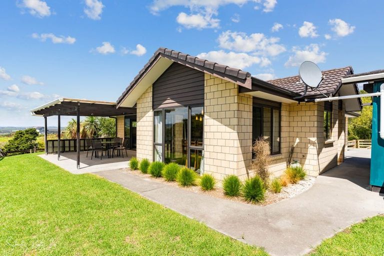 Photo of property in 5 Judd Road, Maungaturoto, 0520