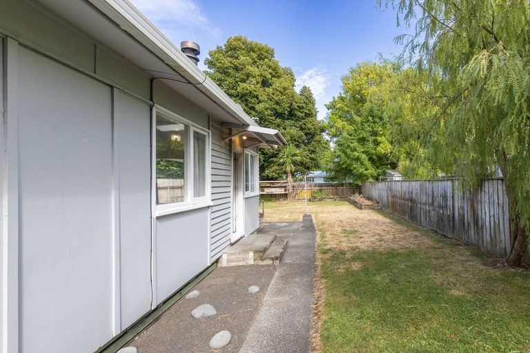 Photo of property in 162 Te Rangitautahanga Road, Turangi, 3334