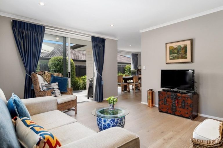 Photo of property in 15 Hansard Place, Bethlehem, Tauranga, 3110