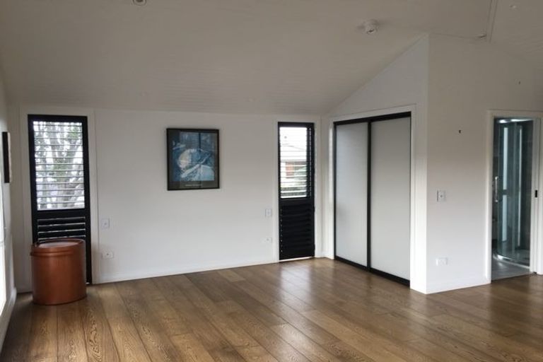 Photo of property in 3 Malabar Drive, Ellerslie, Auckland, 1051