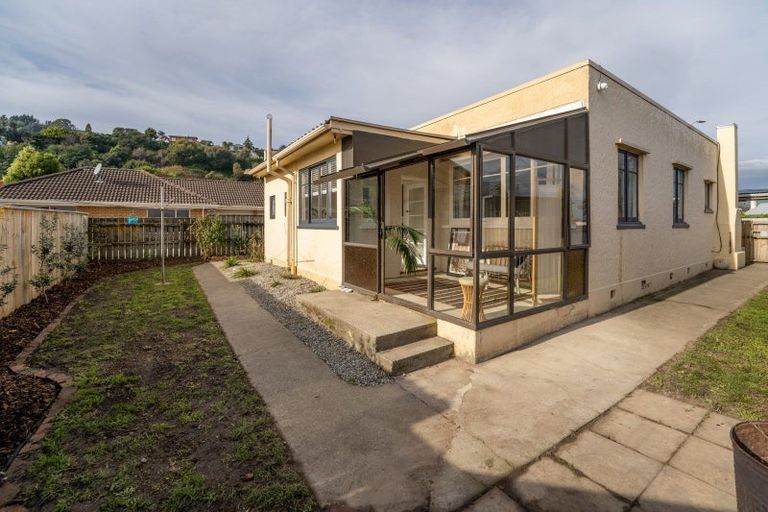 Photo of property in 1/8 Parkers Road, Tahunanui, Nelson, 7011