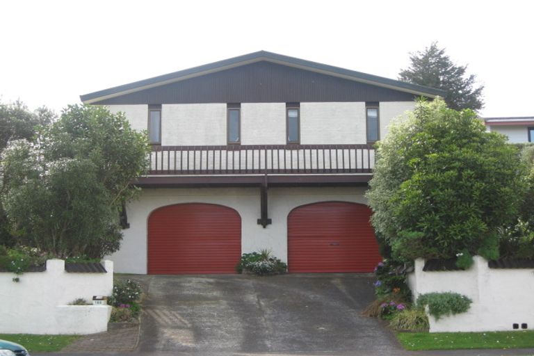 Photo of property in 180 Govett Avenue, Frankleigh Park, New Plymouth, 4310