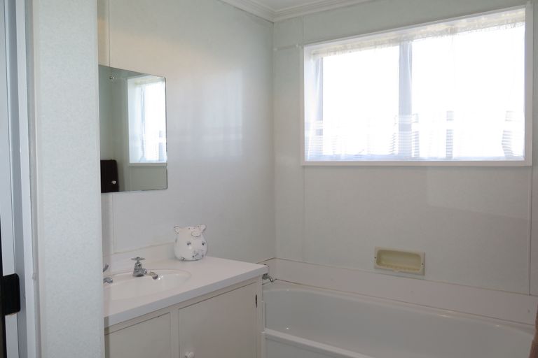 Photo of property in 2/345 Church Street, West End, Timaru, 7910