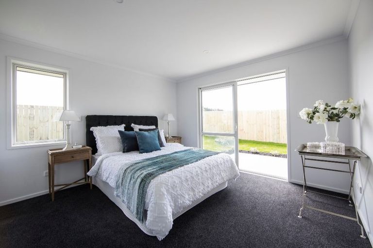 Photo of property in 16 Tawhiti Road, Pukekohe, 2120