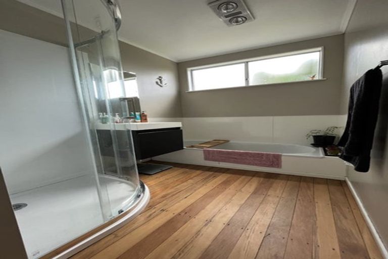 Photo of property in 1/20 Dakota Grove, Totara Park, Upper Hutt, 5018