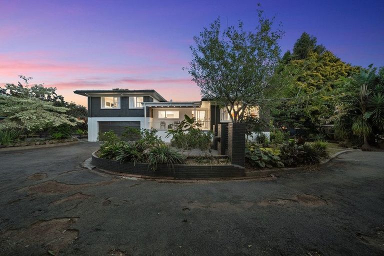 Photo of property in 6 Youngs Road, Papakura, 2110