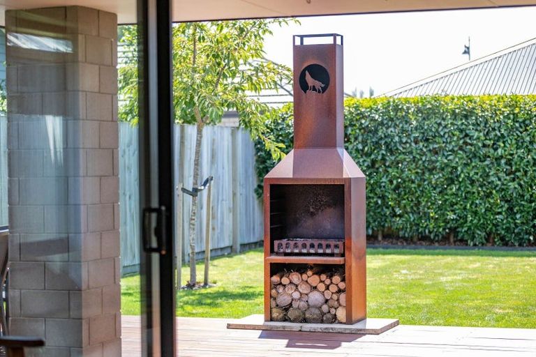 Photo of property in 21 Ruru Street, Cambridge, 3434