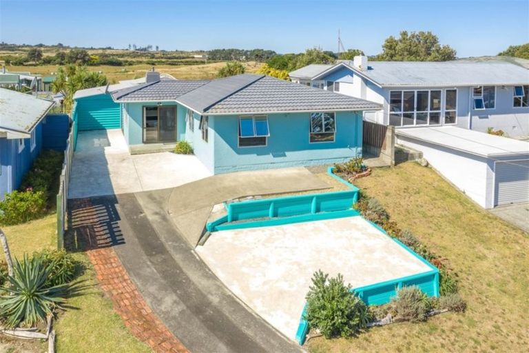 Photo of property in 144 Cornfoot Street, Castlecliff, Whanganui, 4501