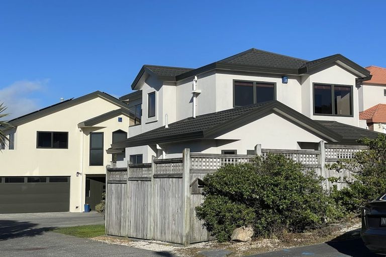 Photo of property in 5a Birkhall Grove, Strathmore Park, Wellington, 6022