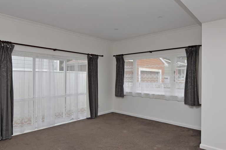 Photo of property in 37a Parkvale Road, Karori, Wellington, 6012