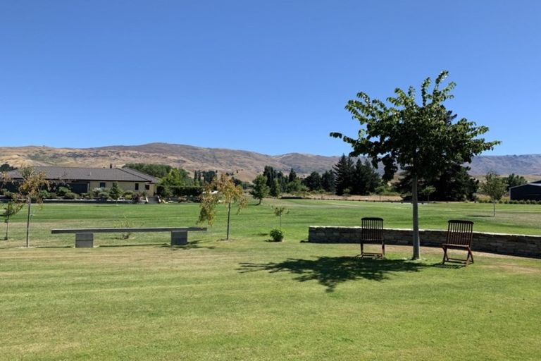 Photo of property in 1 Ash Lane, Cromwell, 9310