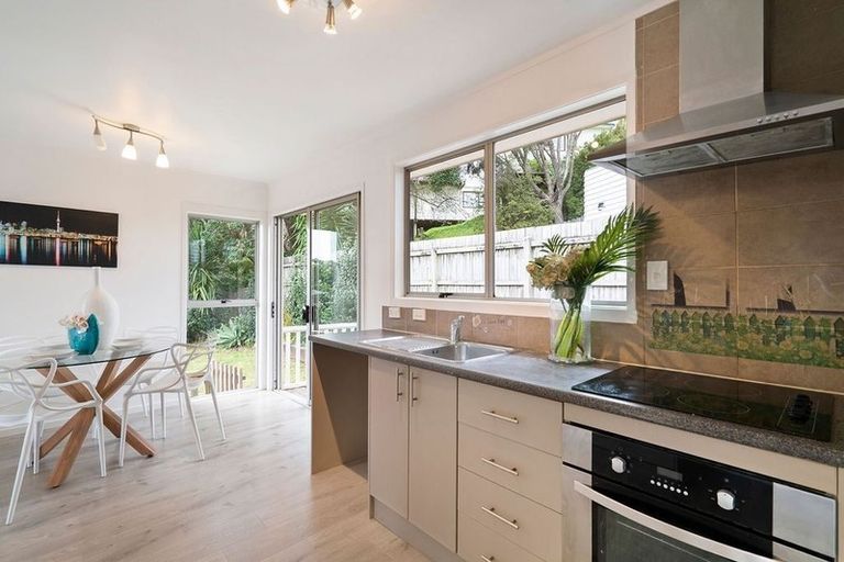 Photo of property in 1/24 Bonito Place, Bayview, Auckland, 0629