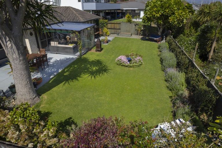 Photo of property in 10 Haden Place, Omokoroa, 3114