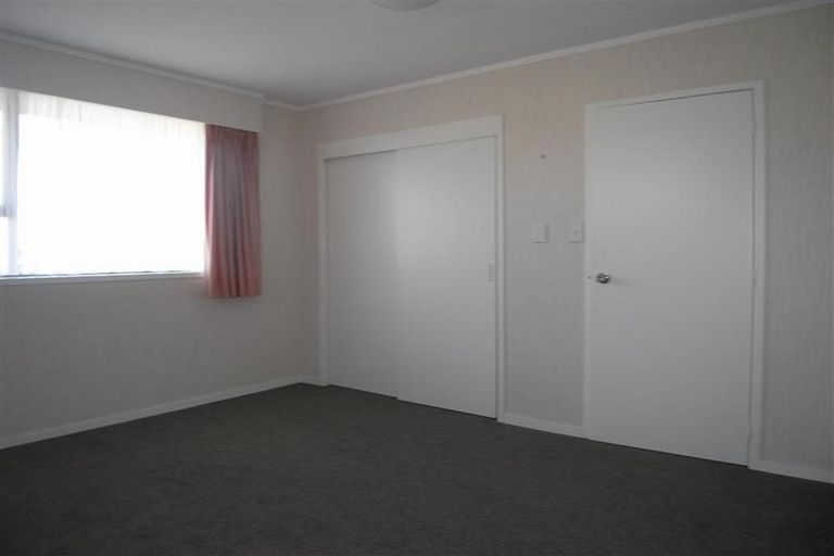 Photo of property in 179 Hobsonville Road, Hobsonville, Auckland, 0618