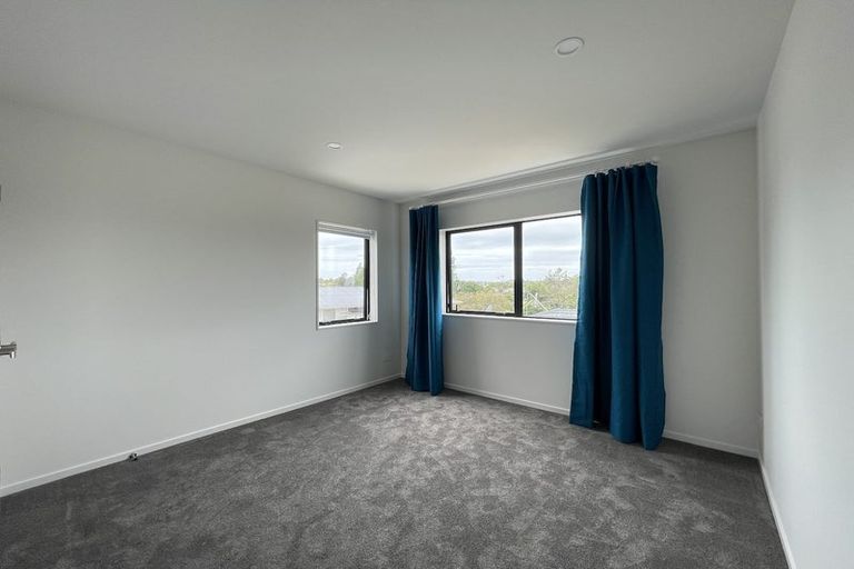 Photo of property in 39a Ennis Avenue, Pakuranga Heights, Auckland, 2010