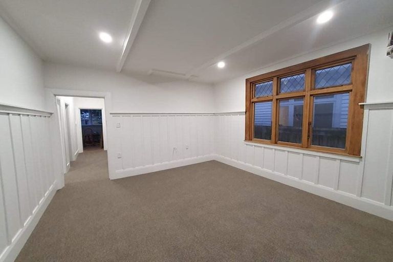 Photo of property in 24 Kauri Street, Eastbourne, Lower Hutt, 5013