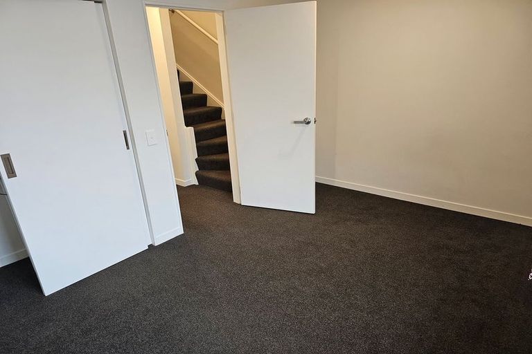 Photo of property in 9/24 Princess Terrace, Newtown, Wellington, 6021