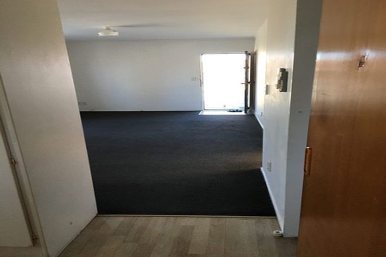 Photo of property in 89 Gossamer Drive, Pakuranga Heights, Auckland, 2010