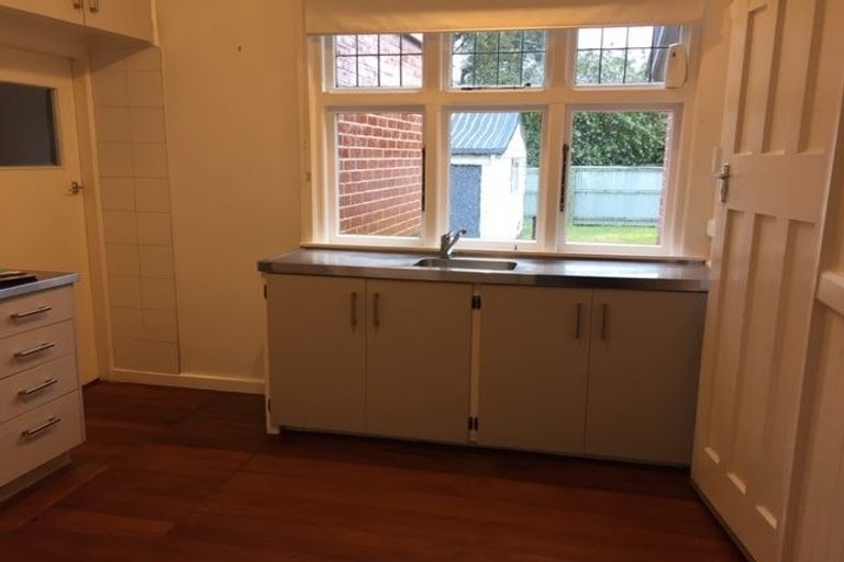 Photo of property in 2 Thornton Street, Darfield, 7510