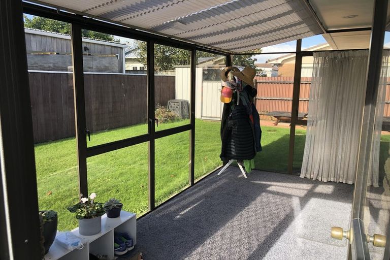 Photo of property in 5a Massey Street, Westown, New Plymouth, 4310