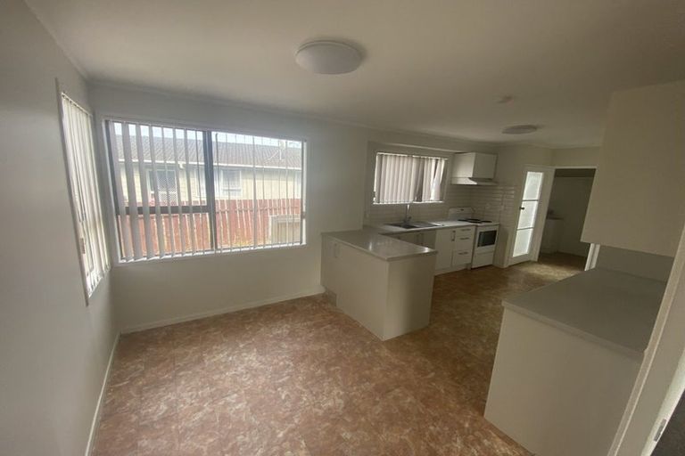Photo of property in 8a Quintal Place, Papatoetoe, Auckland, 2025