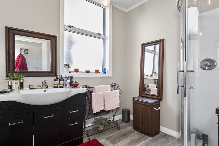 Photo of property in 21 Hargest Crescent, Saint Kilda, Dunedin, 9012