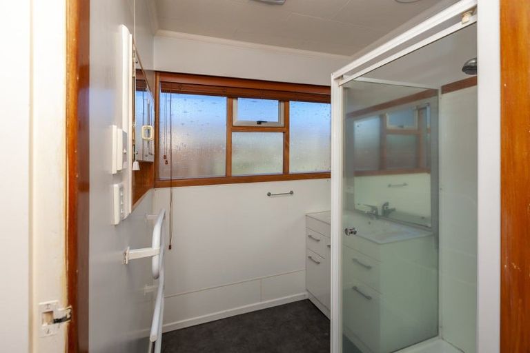 Photo of property in 114b Hillcrest Road, Raumati Beach, Paraparaumu, 5032