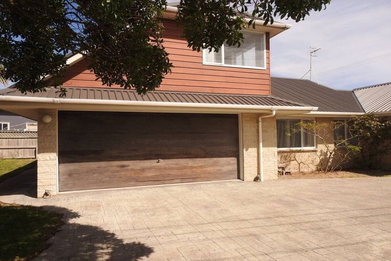 Photo of property in 9 Koputara Road, Himatangi Beach, Foxton, 4891