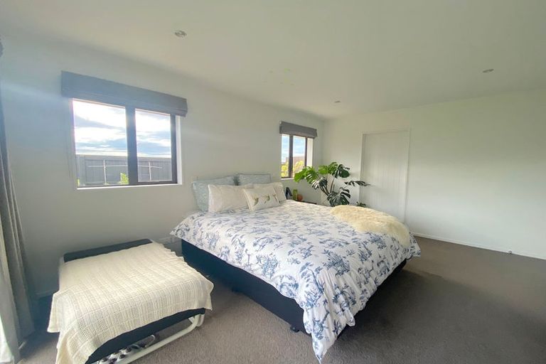 Photo of property in 8 Jennabelle Lane, Halswell, Christchurch, 8025