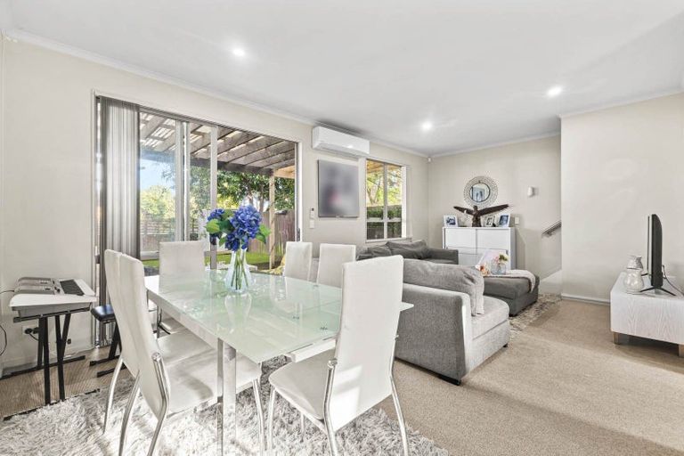 Photo of property in 17a Oakland Avenue, Papatoetoe, Auckland, 2025