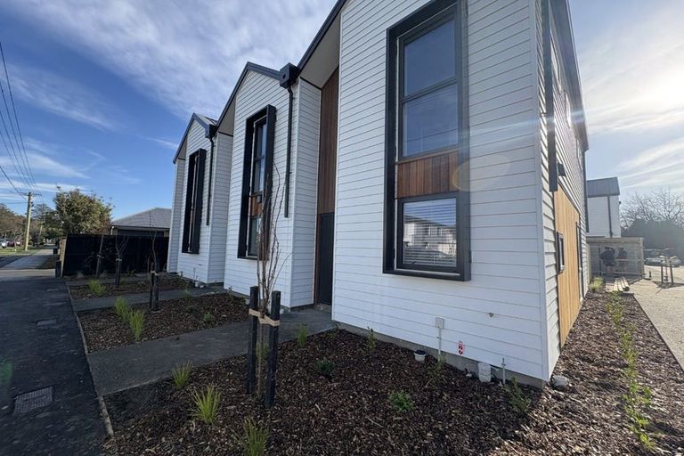 Photo of property in 3/21 Fairfield Avenue, Addington, Christchurch, 8024