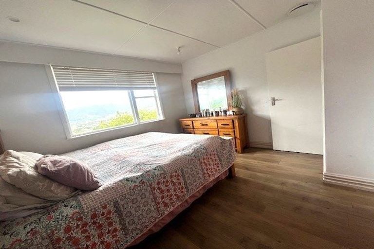 Photo of property in 8 Sunshine Crescent, Kelson, Lower Hutt, 5010