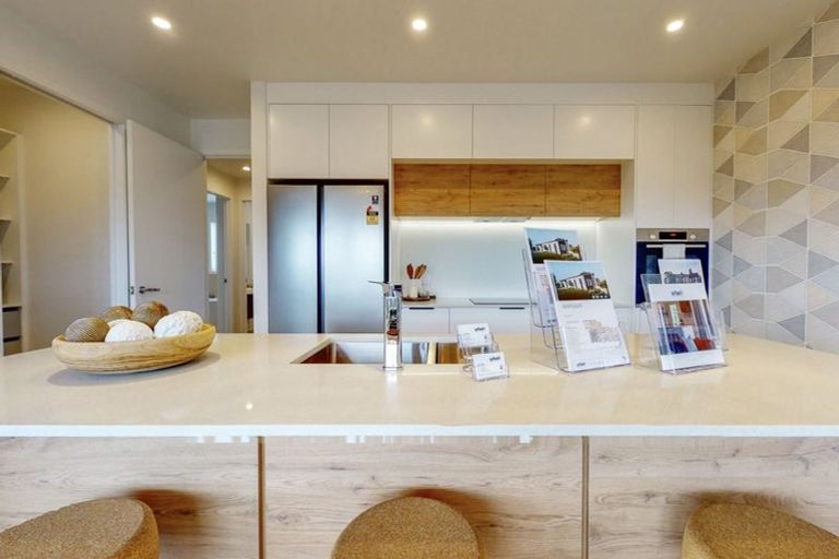 Photo of property in 7 Awatea Drive, Whitianga, 3510