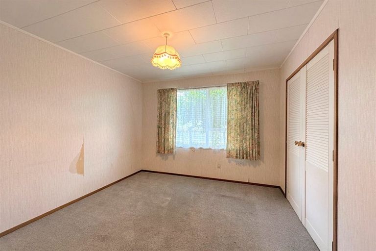 Photo of property in 7 Funnell Place, Manurewa, Auckland, 2102