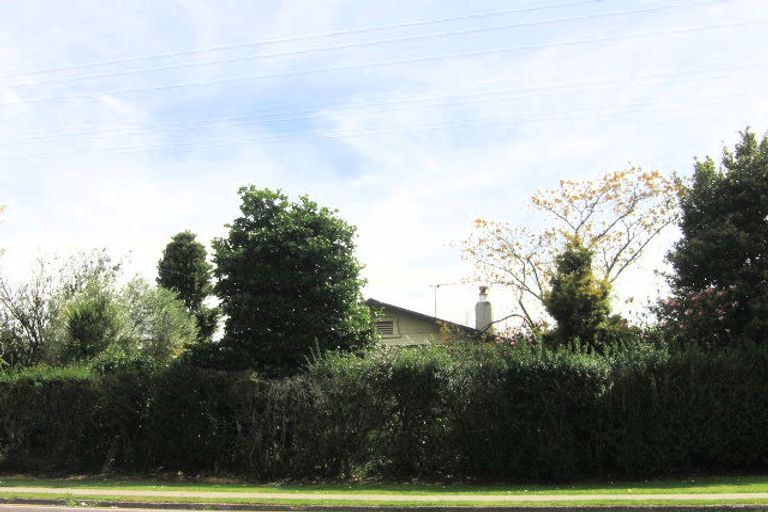 Photo of property in 36 Kawaha Point Road, Fairy Springs, Rotorua, 3015