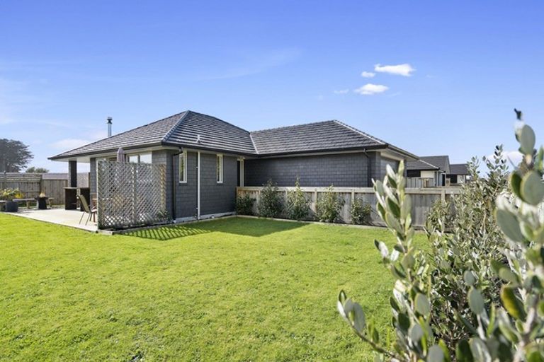 Photo of property in 9 Smith Street, Lepperton, New Plymouth, 4373