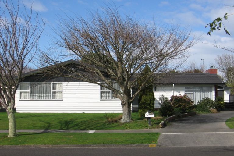 Photo of property in 106 Long Melford Road, Awapuni, Palmerston North, 4412