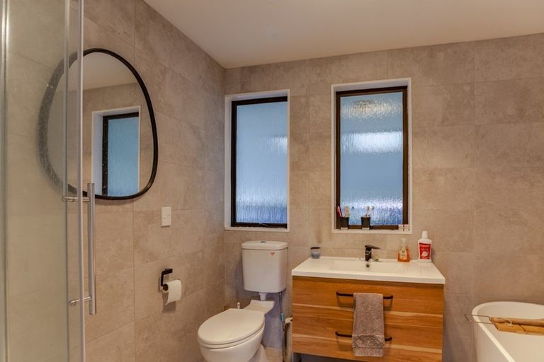 Photo of property in 107 Wharerangi Road, Greenmeadows, Napier, 4112