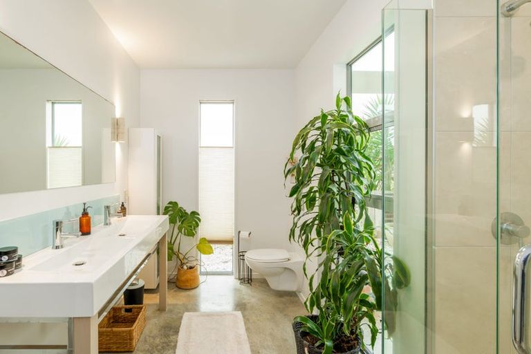 Photo of property in 9 Neptune Place, Waimairi Beach, Christchurch, 8083